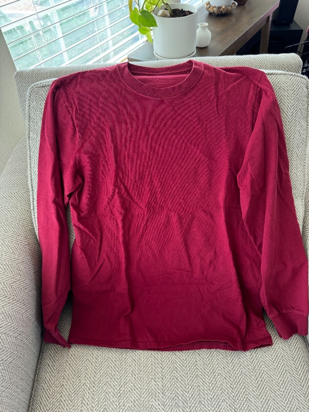 General Cardinal Red Long Sleeve Tee / Top in size Large